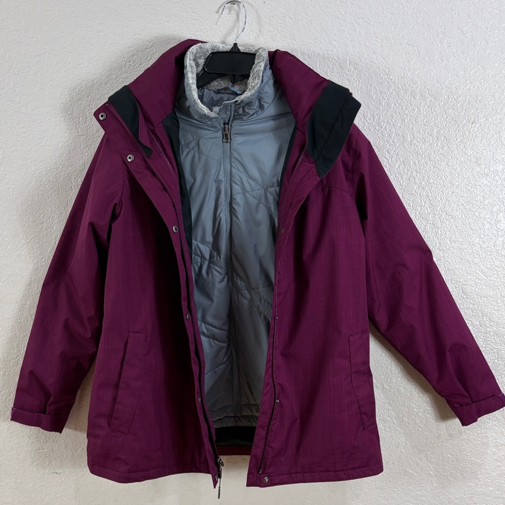 Columbia Maroon Hooded Jacket - Picture 10 of 17